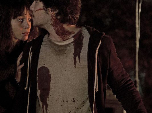 ‘Summer Camp’ – Teaser trailer en español (HD)