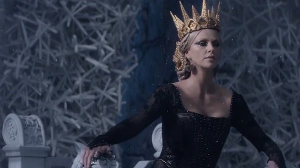 Blancanieves Y El Cazador Reparto 2