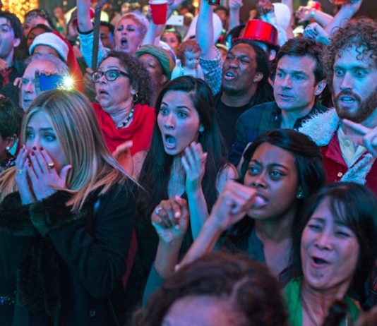 ‘Fiesta de empresa’ – Trailer final español (HD)