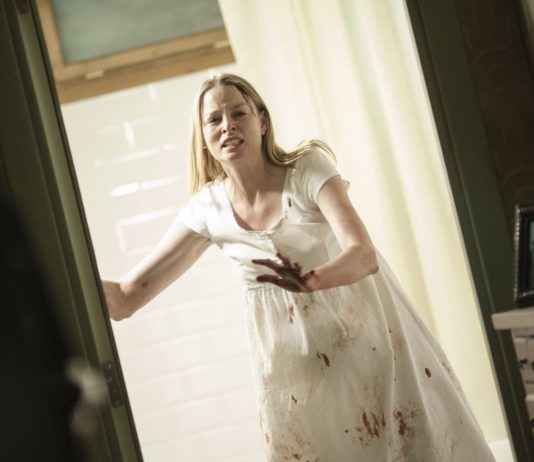 ‘Inside’ – Trailer español (HD)