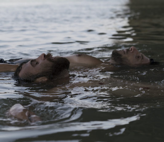 ‘Entre dos aguas’ – Trailer 1 (HD)