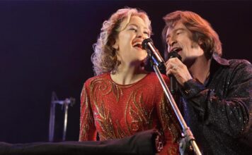 ‘Song Sung Blue – Canción para dos’ – Trailer 1 español