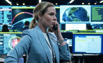 ‘Una casa llena de dinamita’ – Trailer 1 (VOSE)